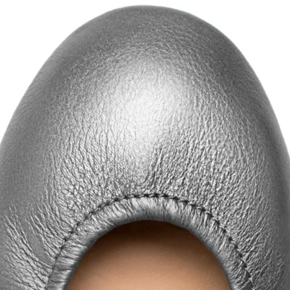 🥿 BNIB Metallic Pewter Tieks 🥿 - Picture 2 of 5